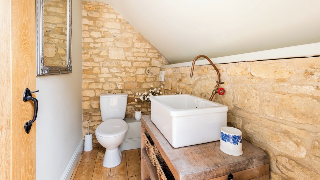 Photo of Bathroom in Bourton-on-the-Hill