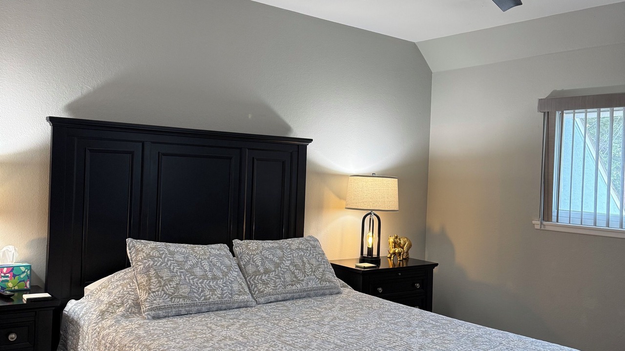 Photo of Bedroom in Thousand Oaks