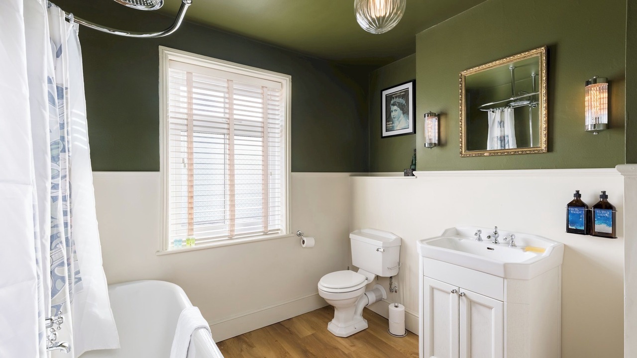 Photo of Bathroom in Moreton-in-Marsh