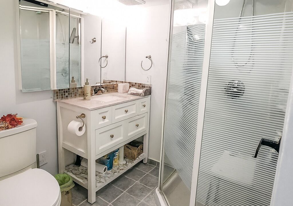 Photo of Bathroom in Canyon Heights