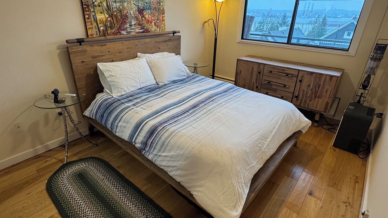 Photo of Bedroom in Lower Lonsdale