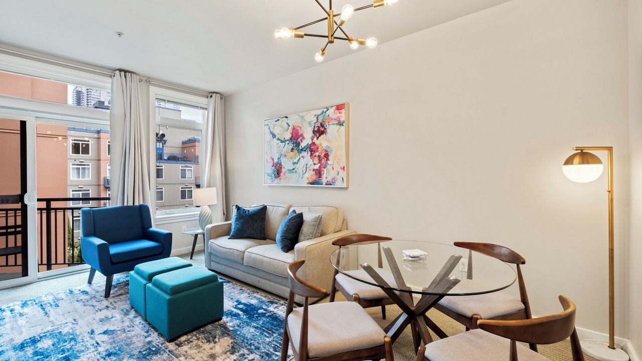 Photo of Livingroom in Belltown