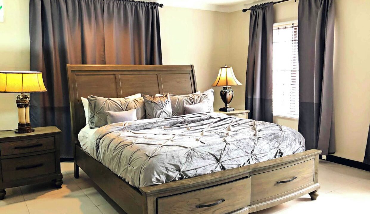 Photo of Bedroom in Mandeville