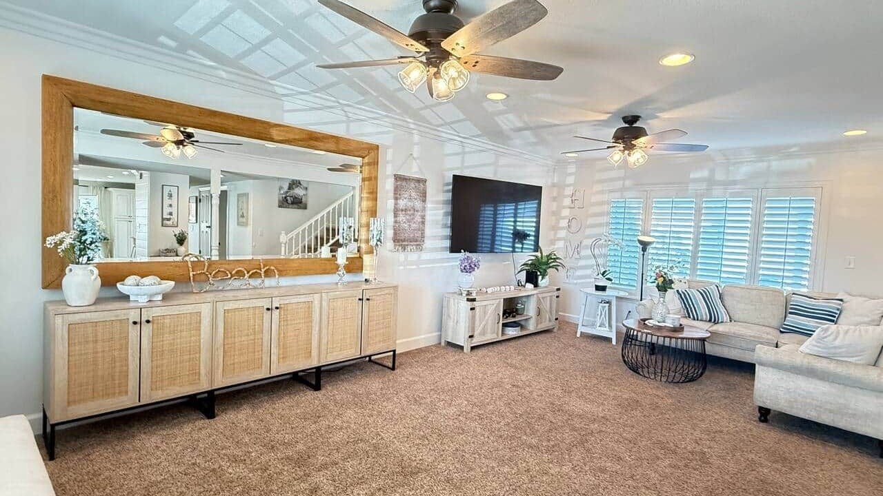 Photo of Livingroom in Simi Valley