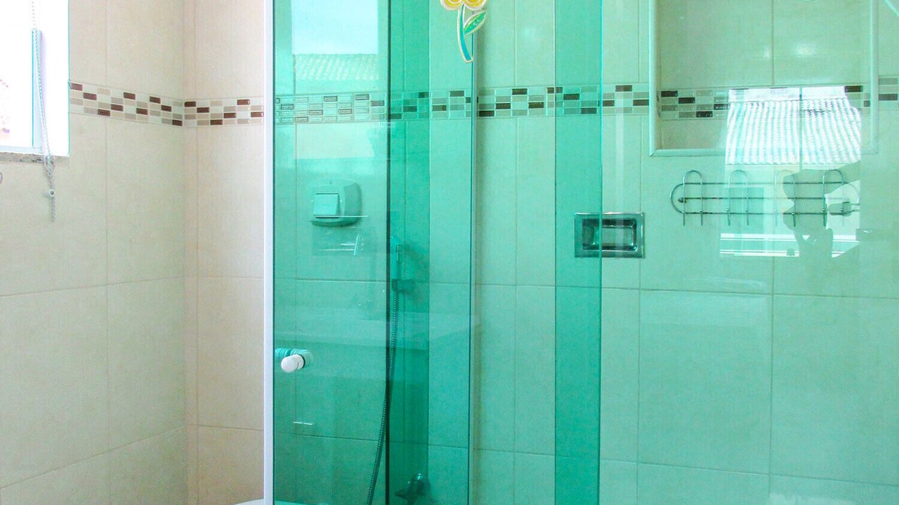 Photo of Bathroom in Garatucaia