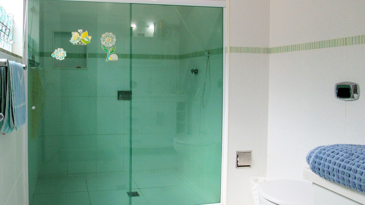 Photo of Bathroom in Garatucaia