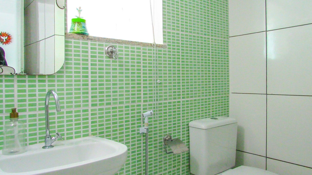 Photo of Bathroom in Garatucaia