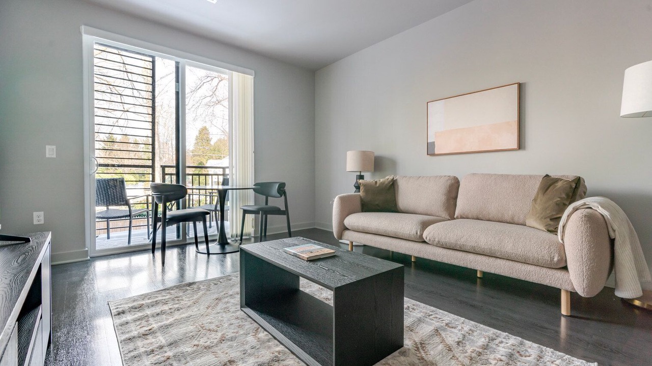 Photo of Livingroom in Chevy Chase