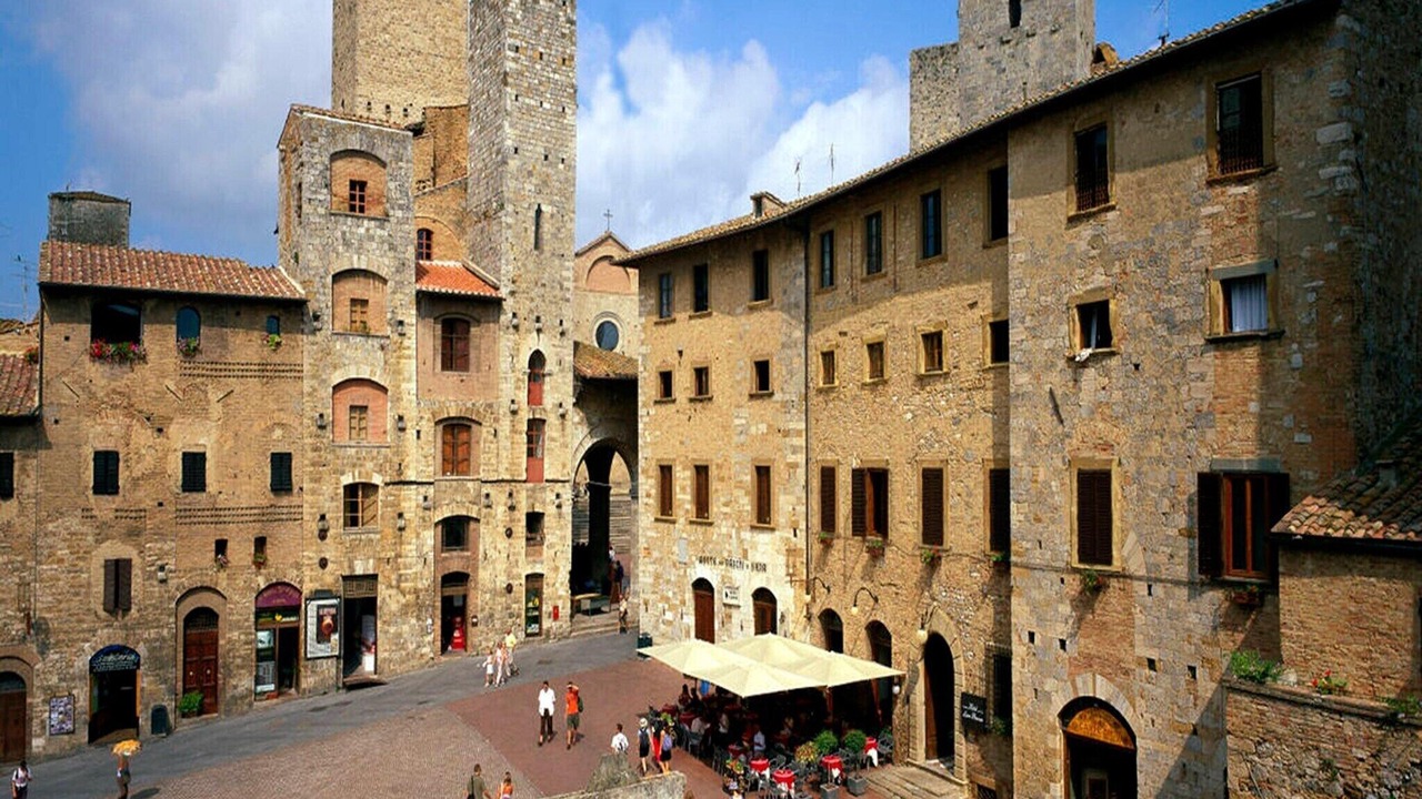 Photo of Others in Volterra