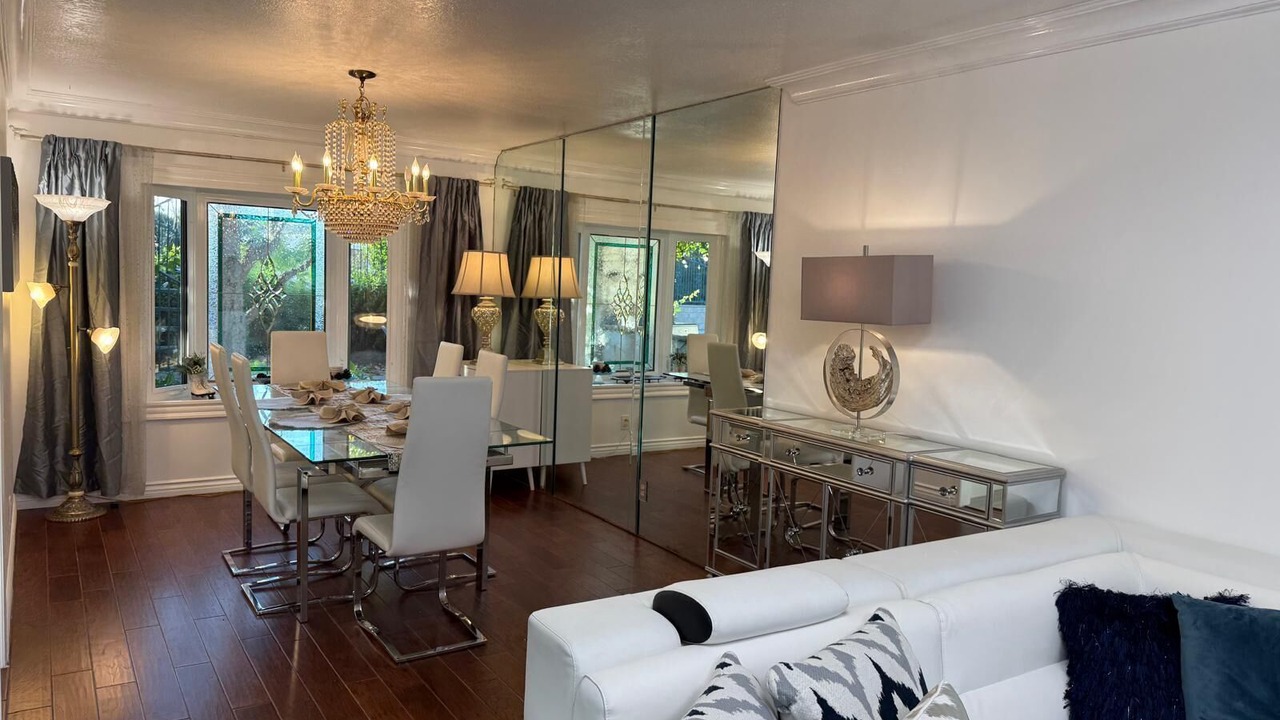 Photo of Livingroom in Thousand Oaks