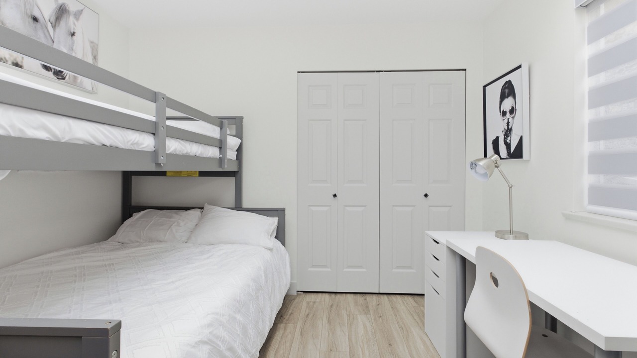 Photo of Bedroom in Horseshoe Bay