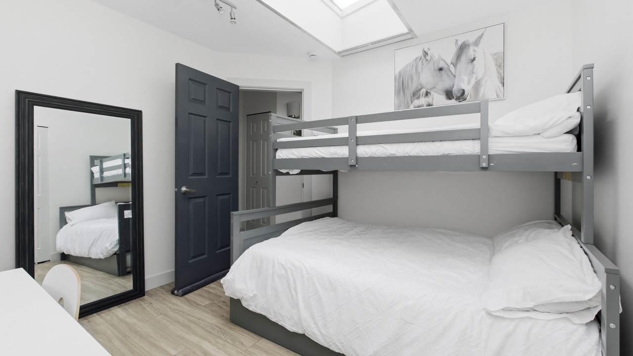 Photo of Bedroom in Horseshoe Bay
