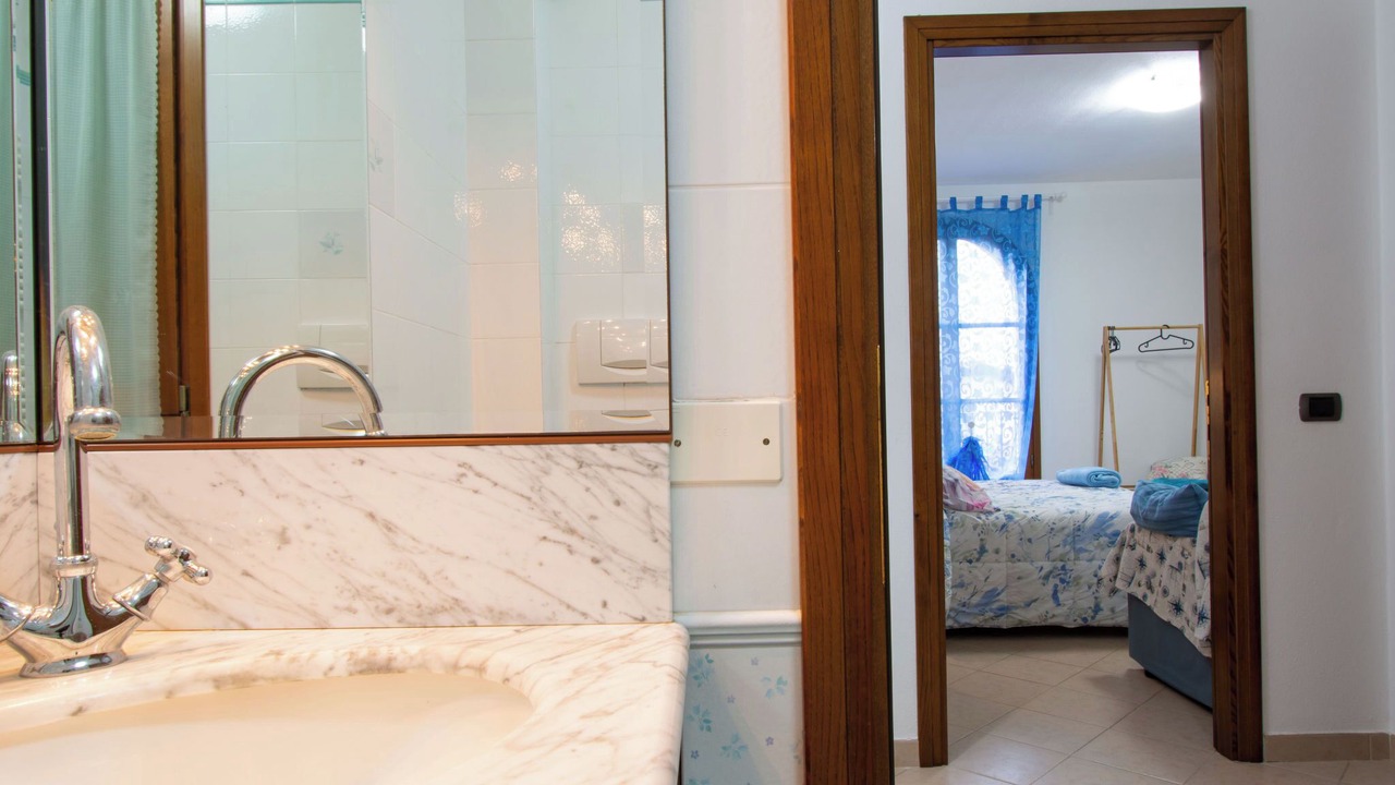 Photo of Bathroom in Marti