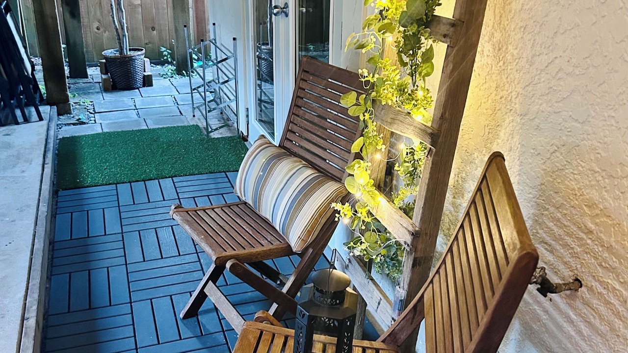 Photo of Patio Balcony in Deep Cove