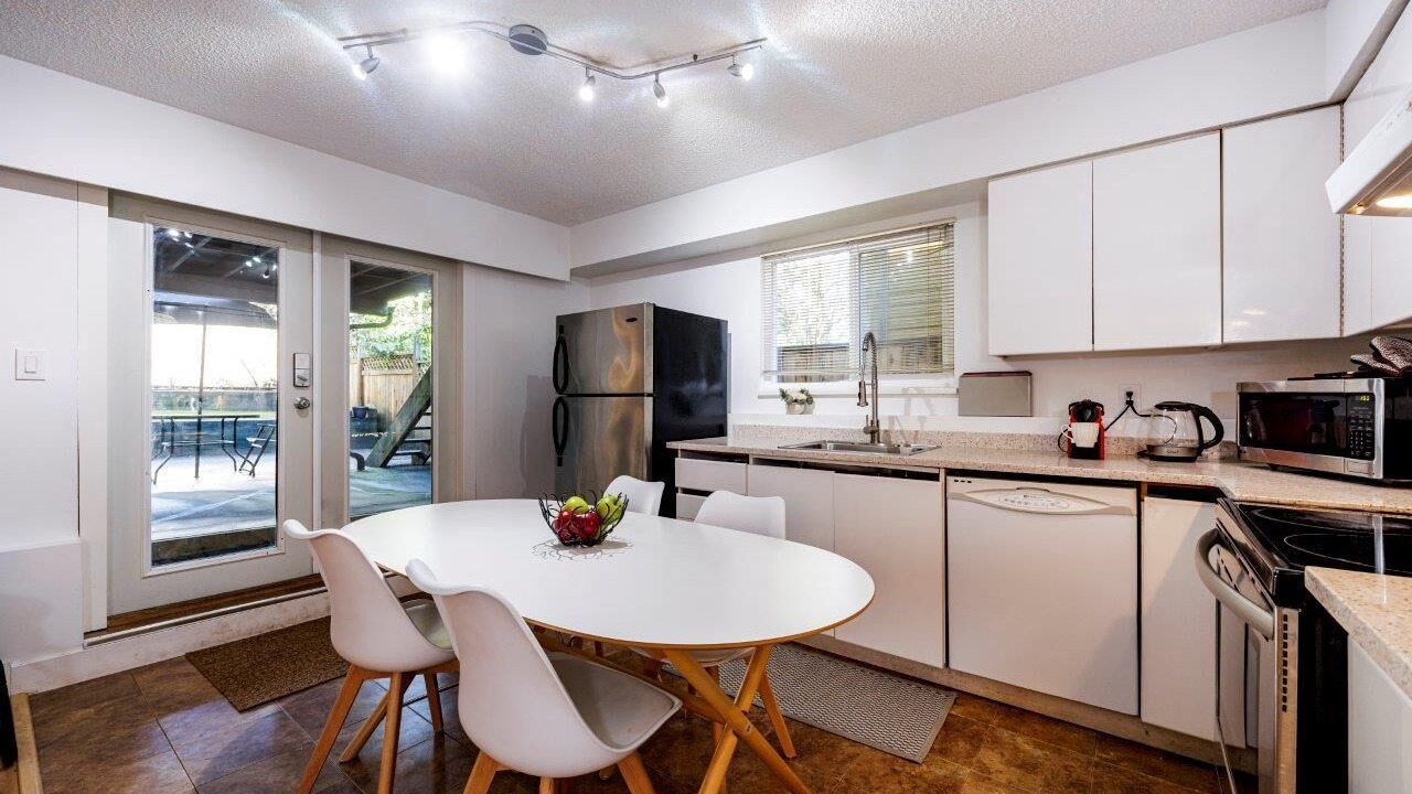 Photo of Kitchen in Deep Cove