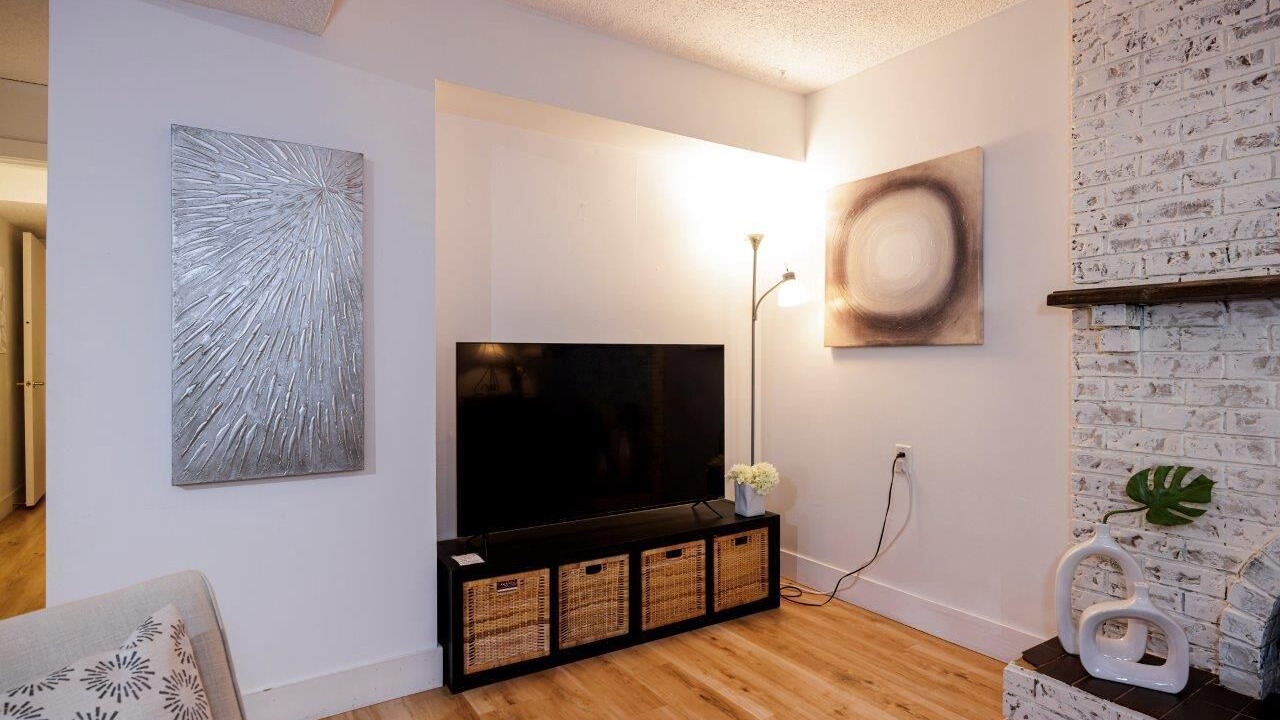 Photo of Livingroom in Deep Cove