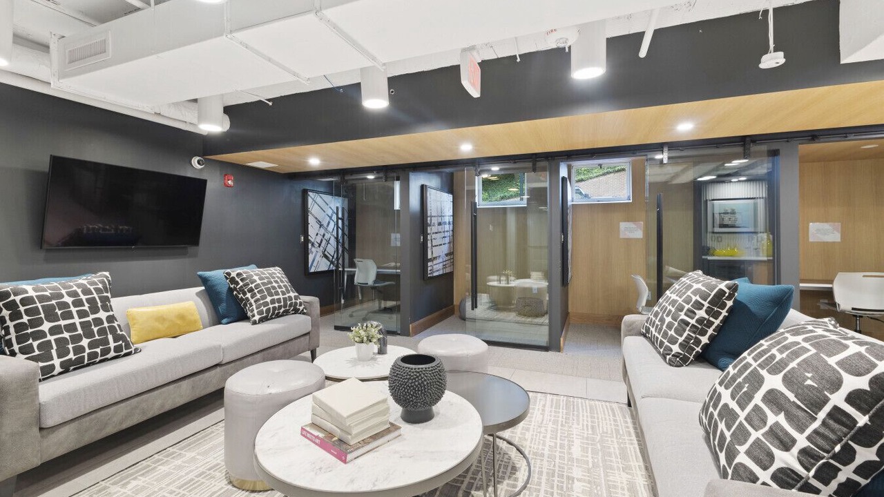 Photo of Livingroom in Radnor - Fort Myer Heights