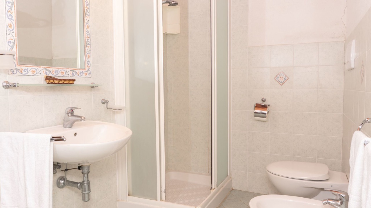 Photo of Bathroom in Rapale