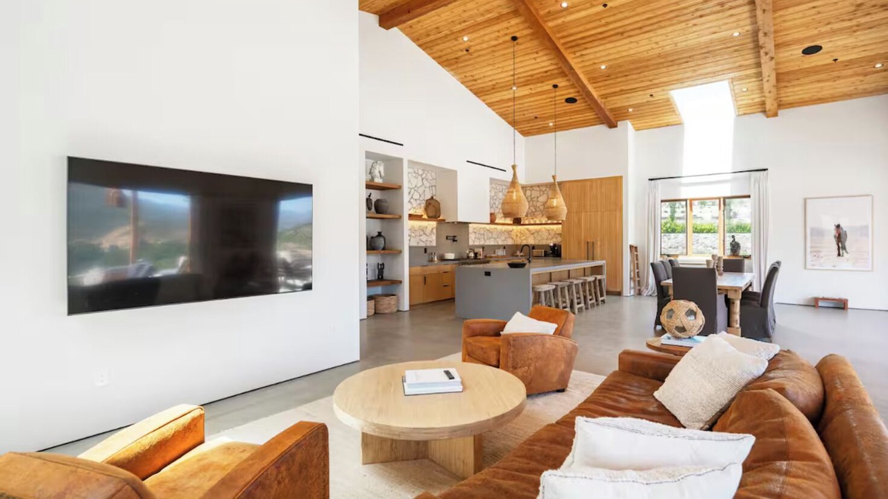 Photo of Livingroom in Agoura Hills