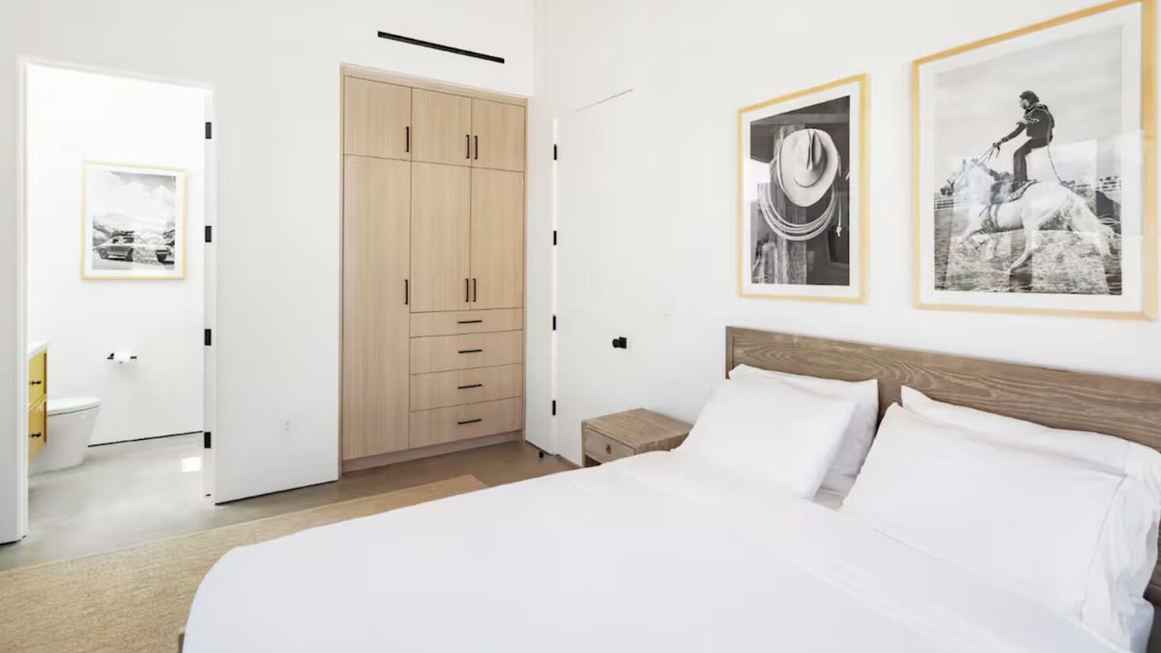 Photo of Bedroom in Agoura Hills