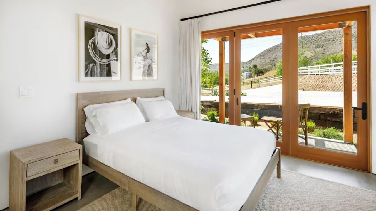 Photo of Bedroom in Agoura Hills
