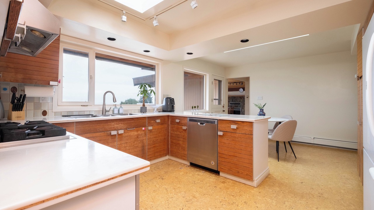 Photo of Kitchen in Caulfeild