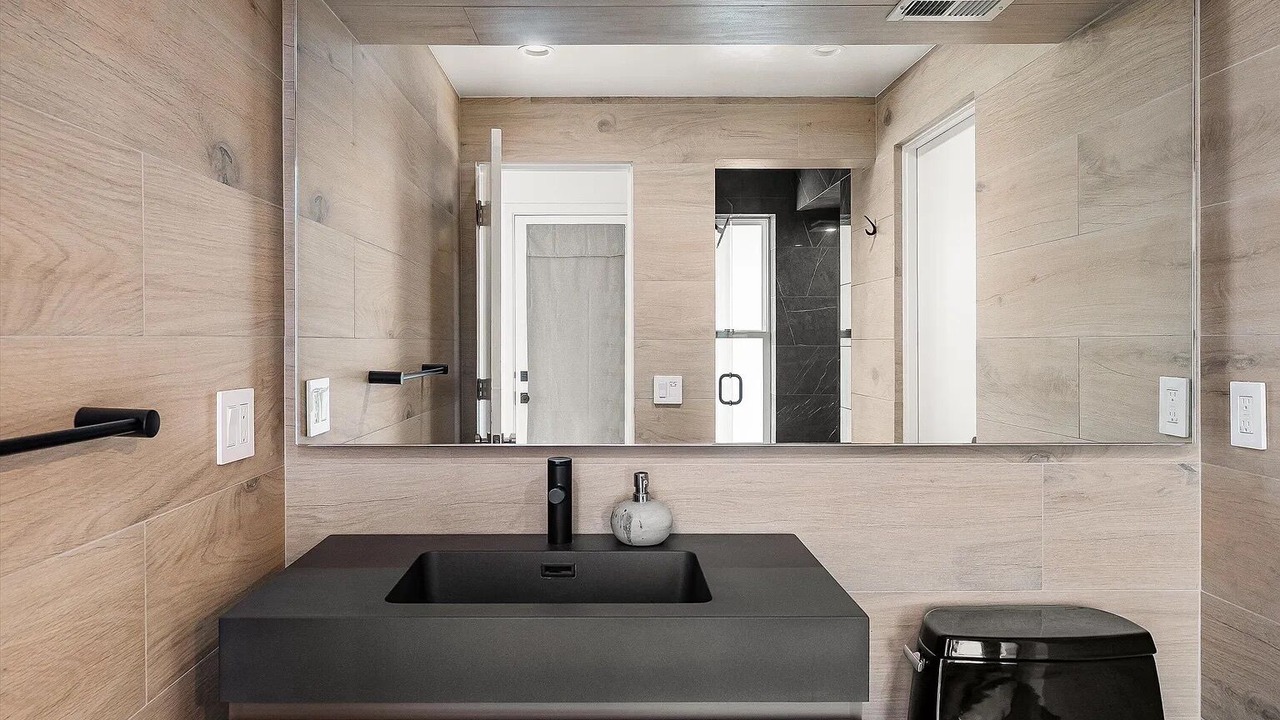 Photo of Bathroom in Riviera