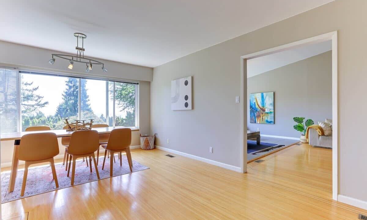 Photo of Others in West Vancouver