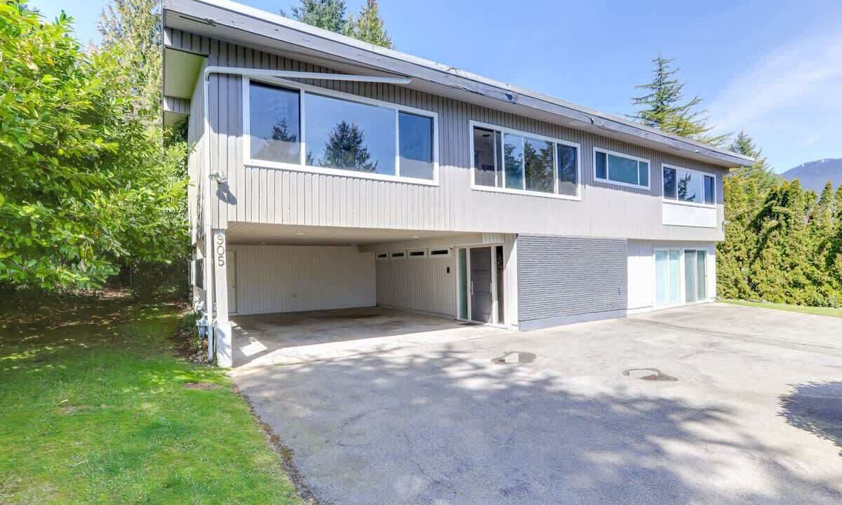 Photo of Outdoor in West Vancouver
