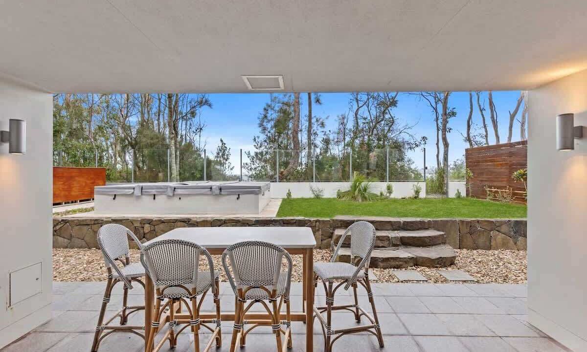 Photo of Outdoor in Maloneys Beach