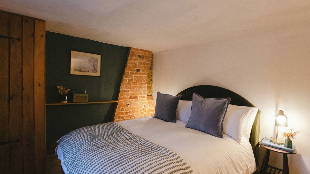 Photo of Bedroom in Bloxham