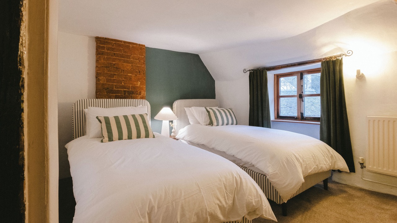 Photo of Bedroom in Bloxham