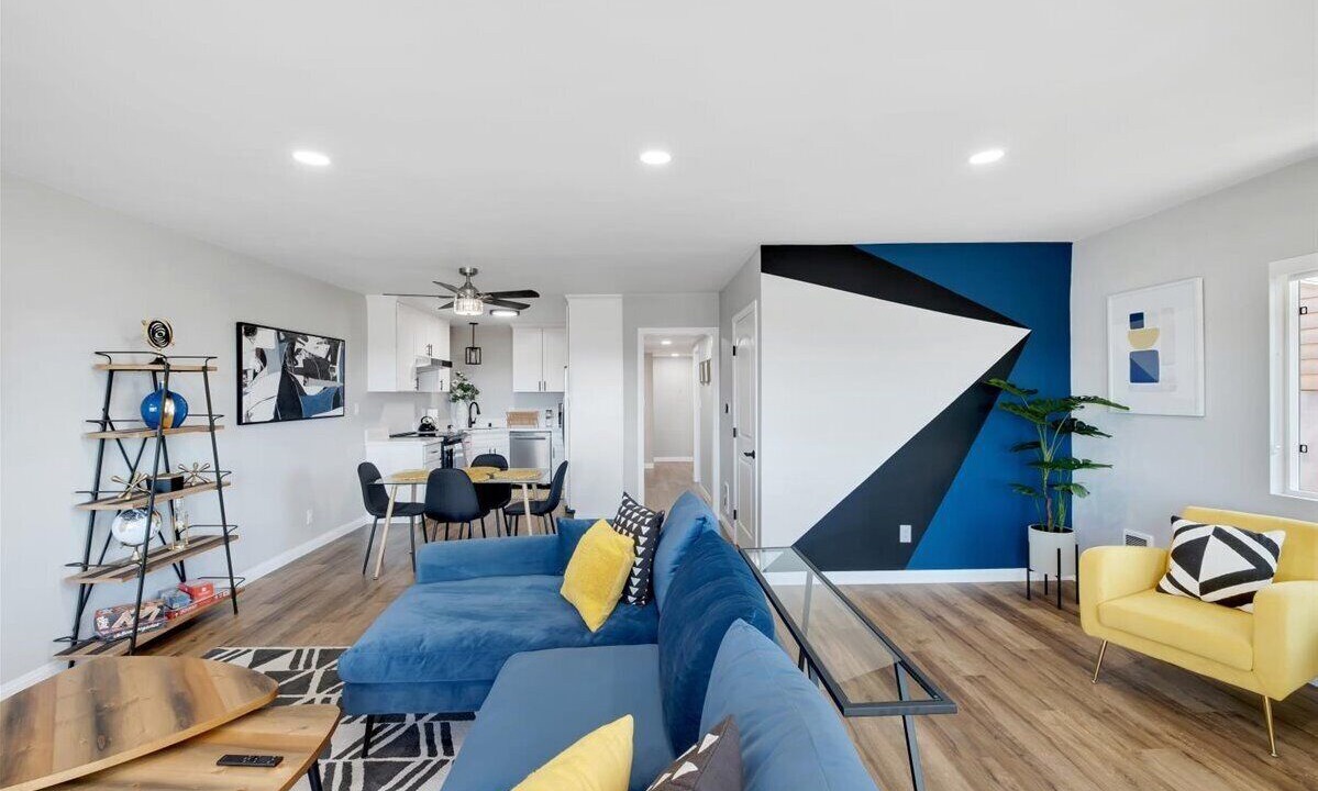 Photo of Livingroom in Ladera Heights