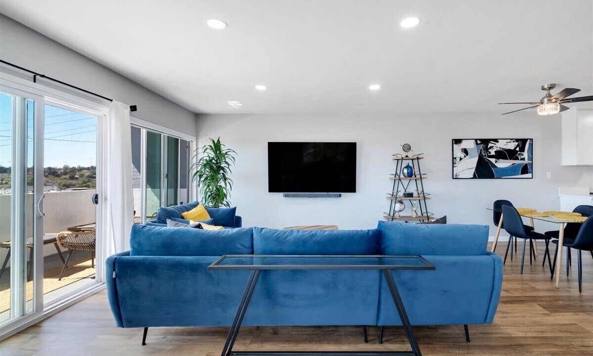 Photo of Livingroom in Ladera Heights