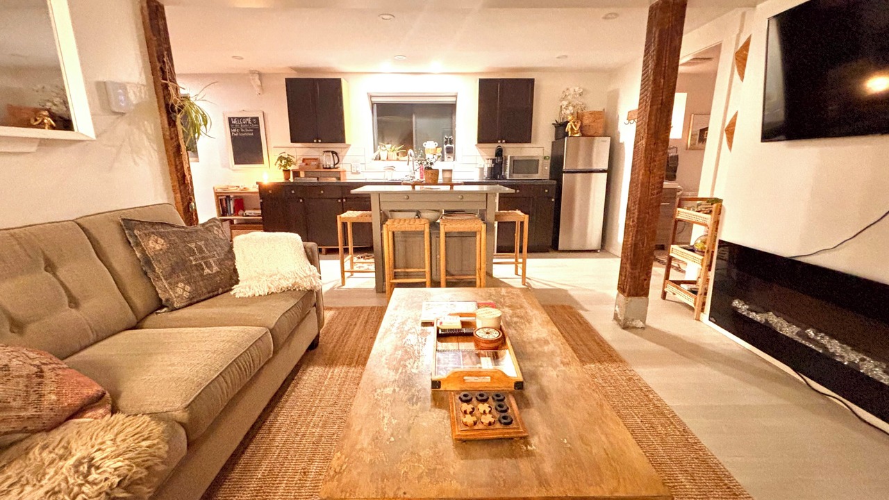 Photo of Livingroom in Bowen Island