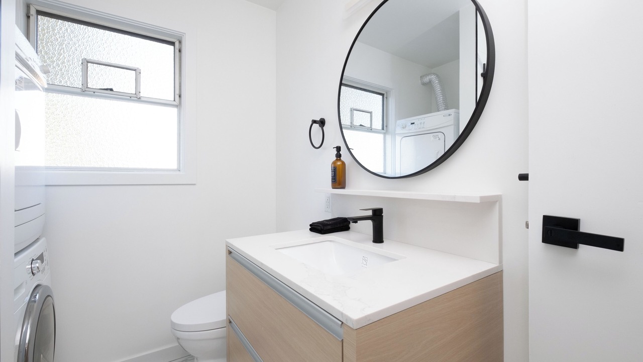 Photo of Bathroom in Fraserview