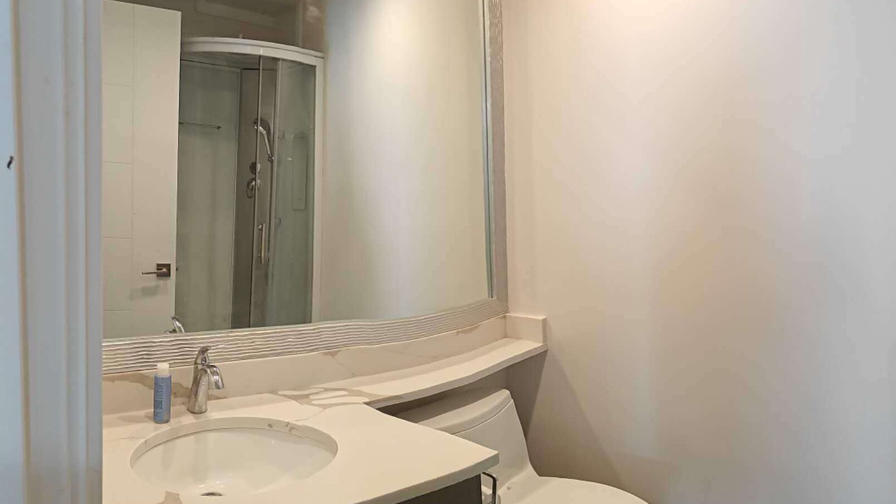 Photo of Bathroom in Dundarave