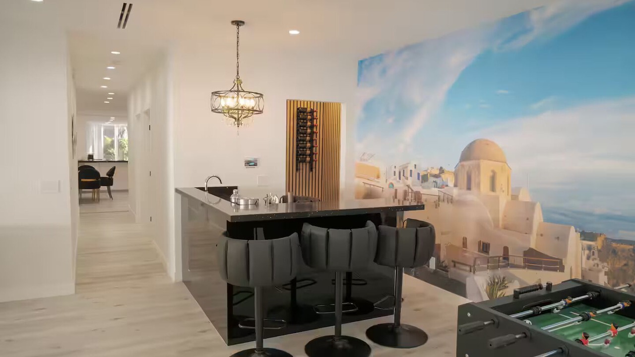 Photo of Bedroom in Woodland Hills