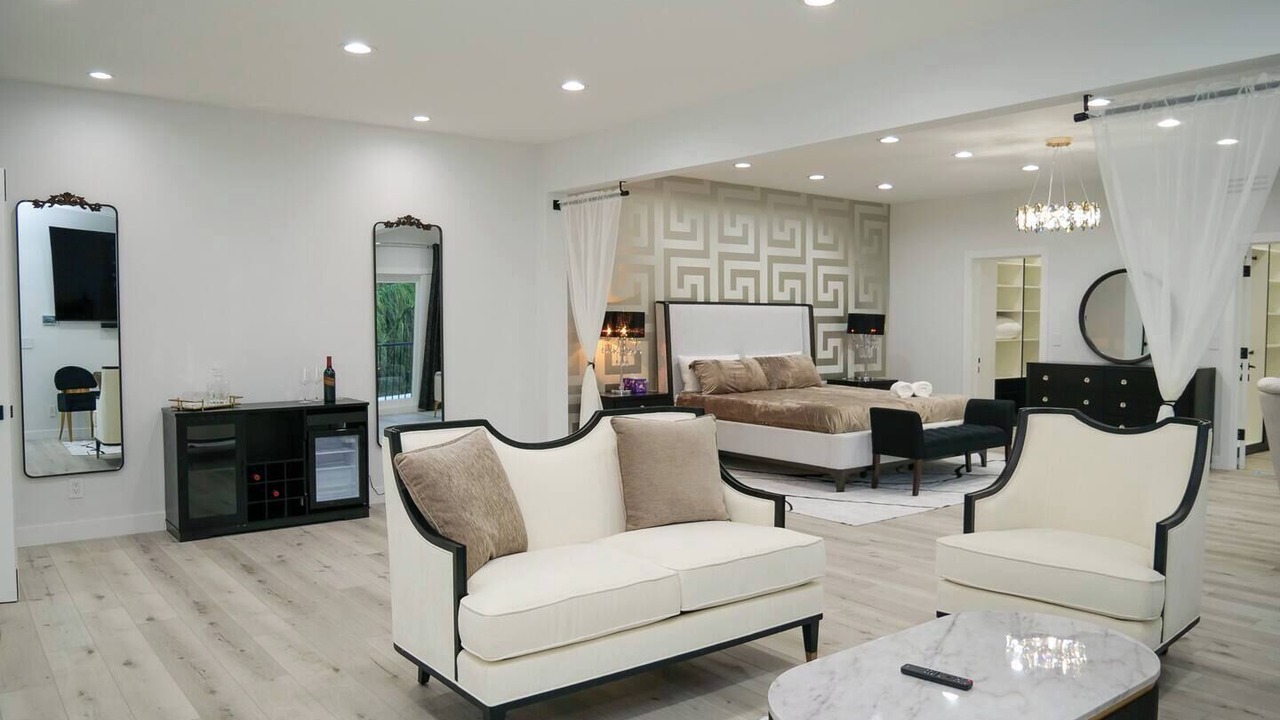 Photo of Bedroom in Woodland Hills