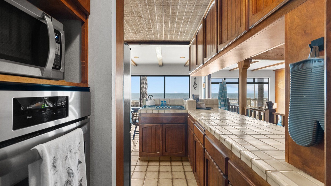 Photo of Kitchen in Faria Beach