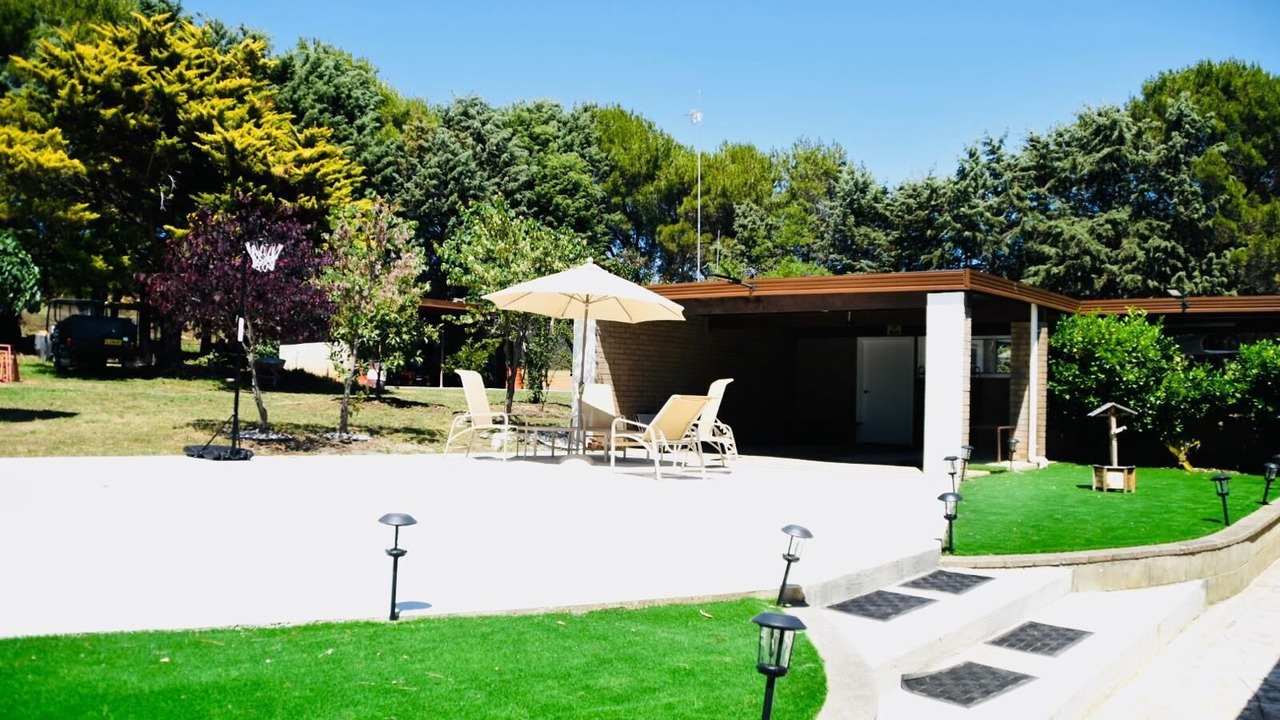 Photo of Outdoor in Sutton