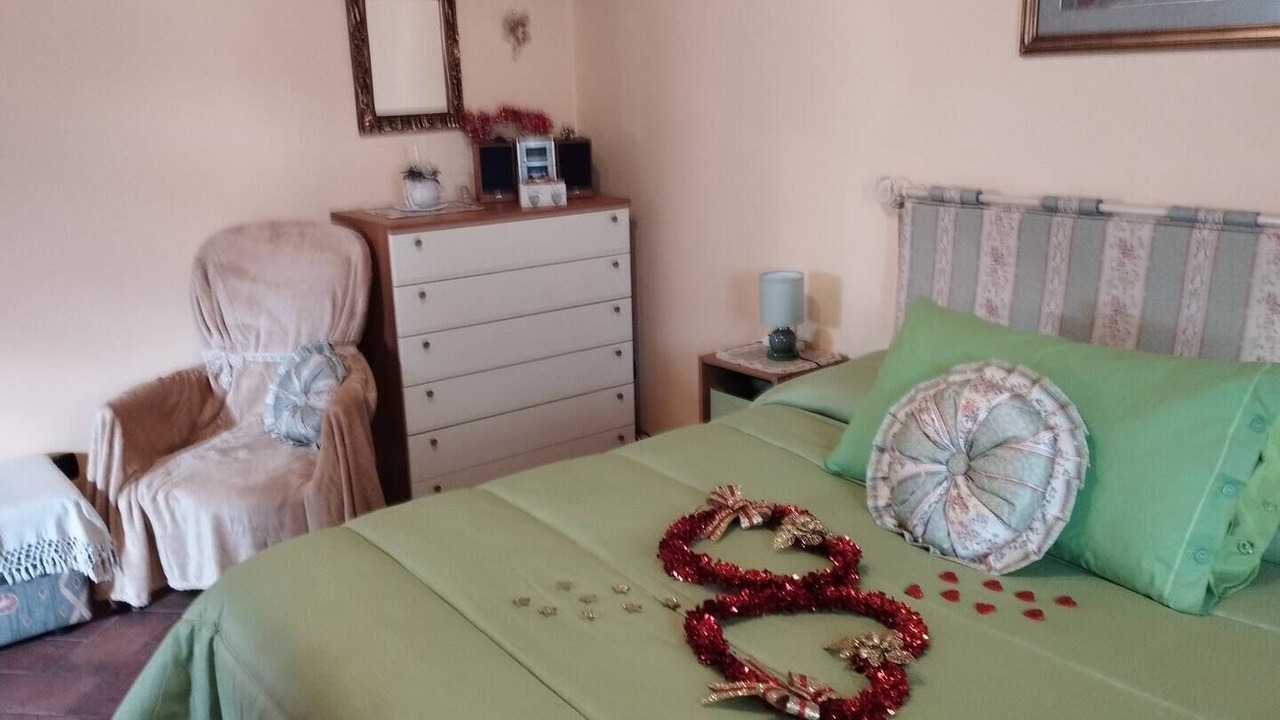 Photo of Bedroom in Montopoli in Val d'Arno