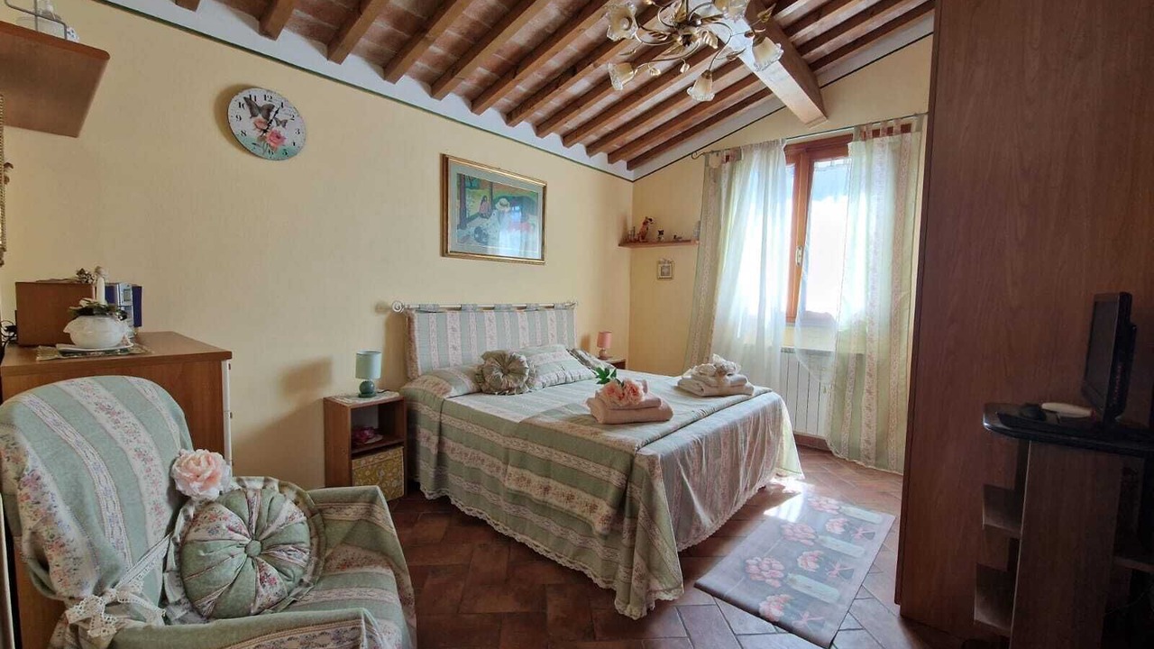 Photo of Bedroom in Montopoli in Val d'Arno