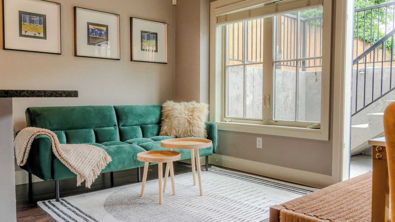 Photo of Livingroom in Riley Park-Little Mountain