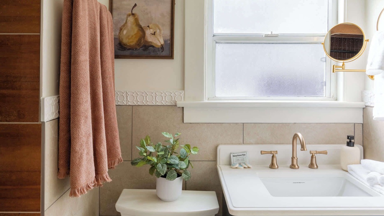 Photo of Bathroom in University Heights