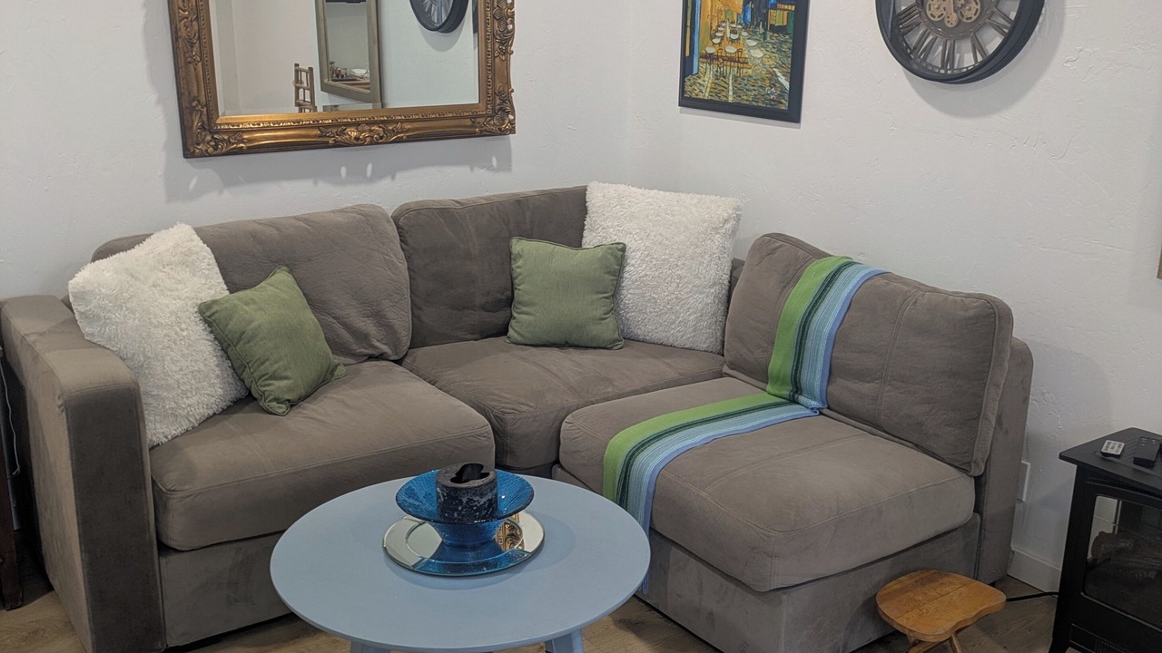 Photo of Livingroom in Westside