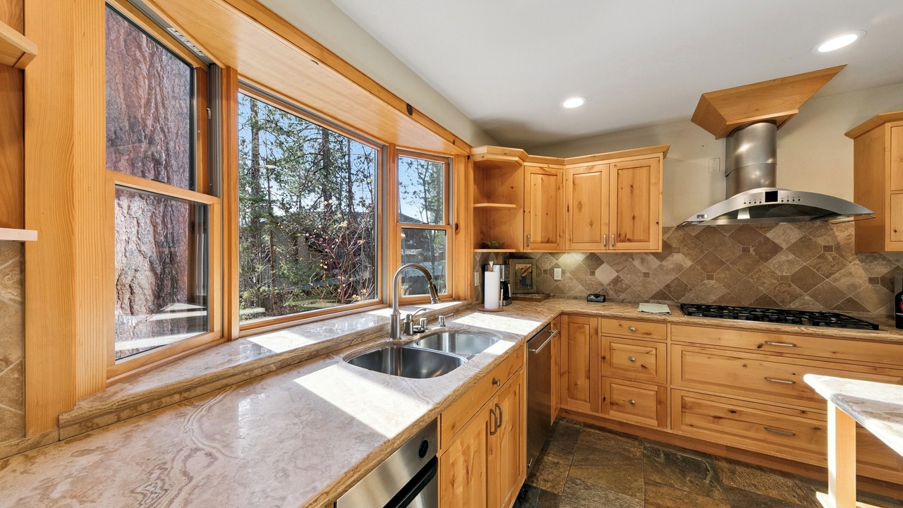 Photo of Kitchen in Elk Point