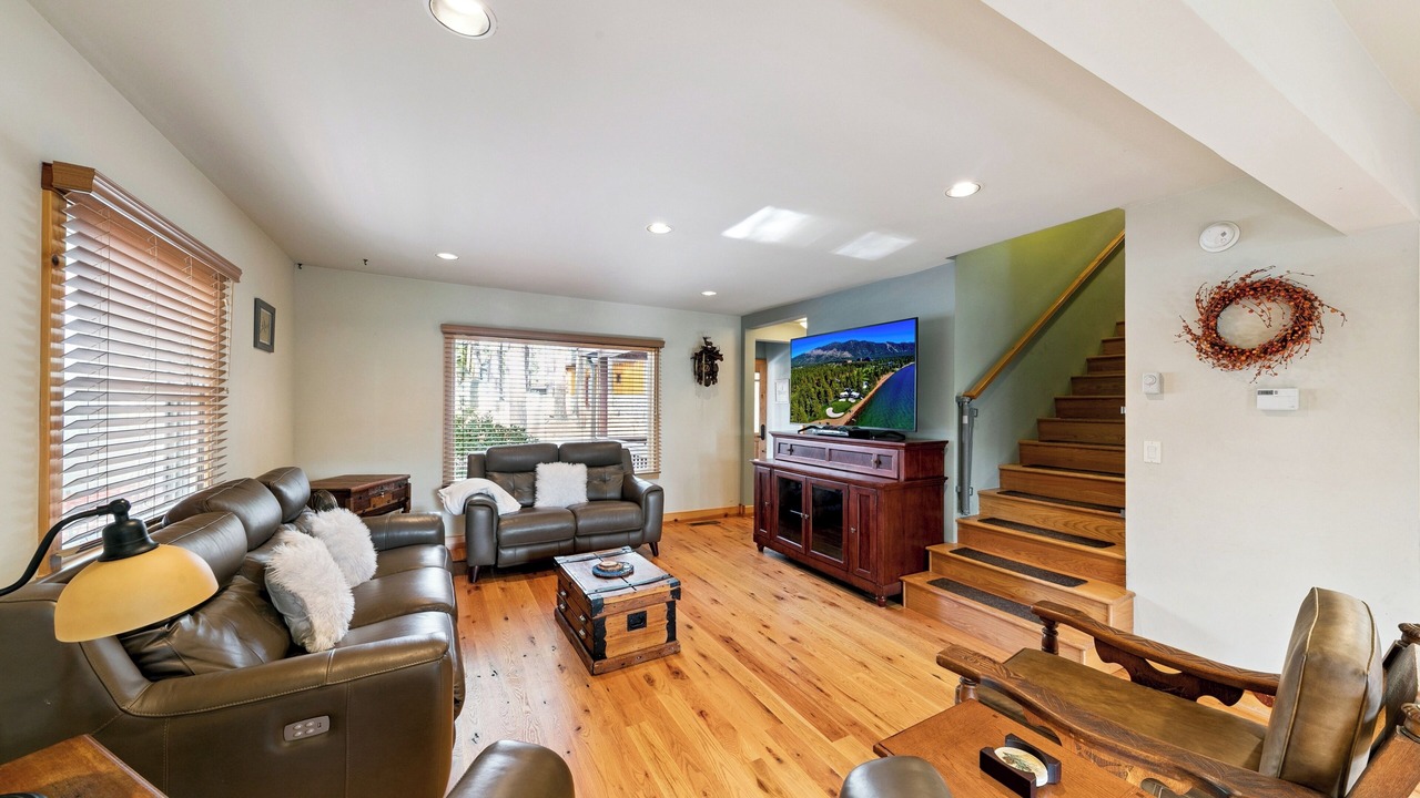 Photo of Livingroom in Elk Point