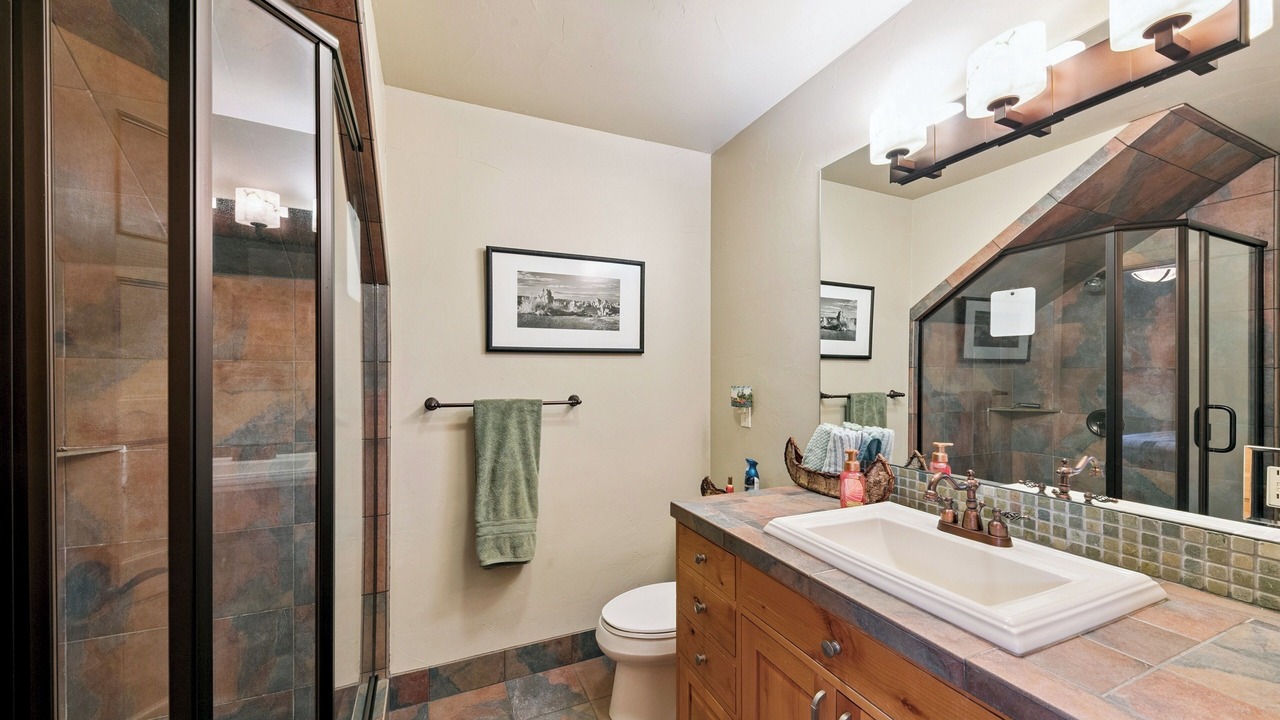 Photo of Bathroom in Elk Point