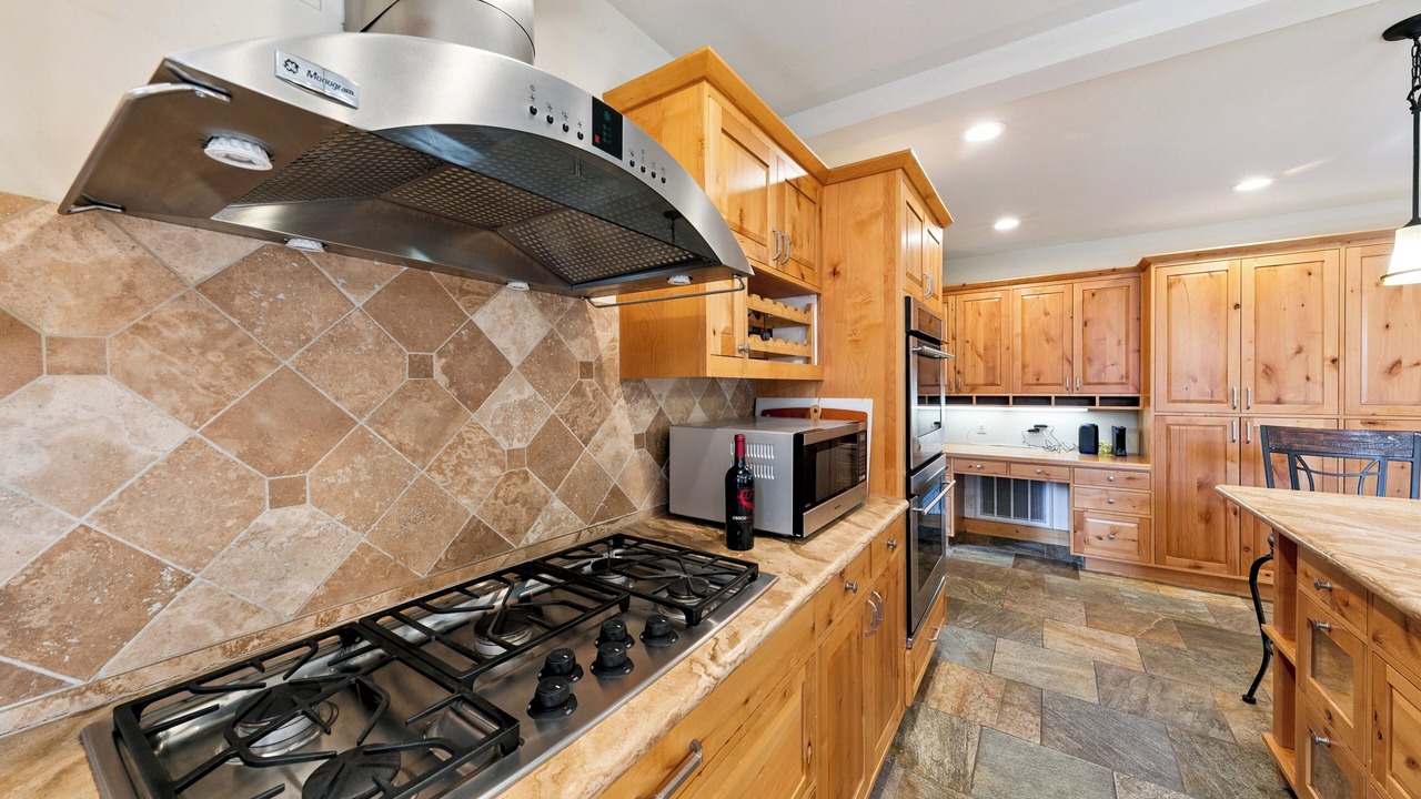 Photo of Kitchen in Elk Point